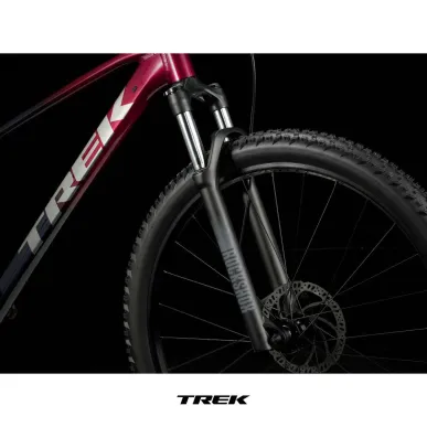 TREK MARLIN 6 Rage Red to Deep Dark Blue Fade | Крос кънтри велосипед