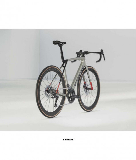 TREK Madone SL 7 Matte Lunar Silver