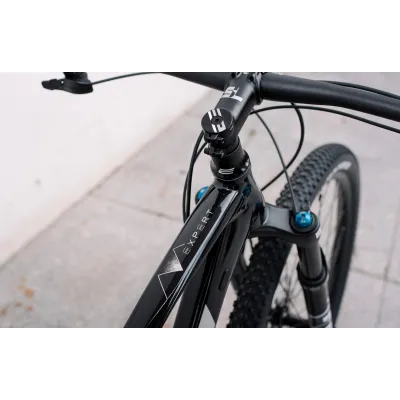 BH BIKES - EXPERT 4.5 черно