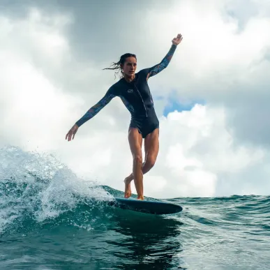 Дамски неопренов костюм с дълъг ръкав O'NEILL Wms Bahia 2/1 Front Zip L/S Short Spring, CHMBYBLU & SURFABSTRACT