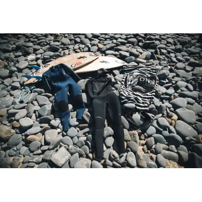 Дамски неопренов костюм O'NEILL Wms Hyperfreak FIRE 5/4 chest zip full, navy/shade