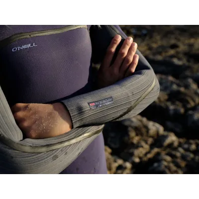 Дамски неопренов костюм O'NEILL Wms Hyperfreak FIRE 5/4 chest zip full, navy/shade