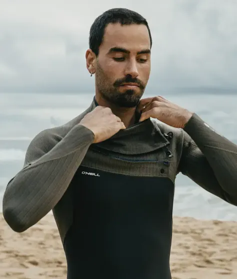 Мъжки неопренов костюм O'NEILL Hyperfreak 3/2+ Chest Zip Full