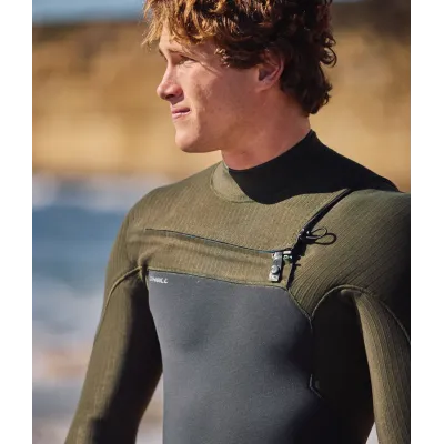 Мъжки неопренов костюм O'NEILL Hyperfreak 3/2+ Chest Zip Full Мъжки неопренов костюм O'NEILL Hyperfreak 3/2+ Chest Zip Full