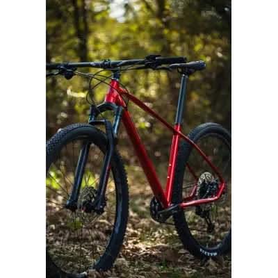 Крос кънтри велосипед BH EXPERT 4.5, червен