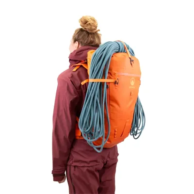 KOHLA ALPINIST PRO 32L CARROT RED | туристическа раница KOHLA ALPINIST PRO 32L CARROT RED | туристическа раница
