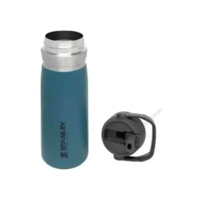 Stanley Iceflow Flip Straw Water .65L 22oz - Water Bottle