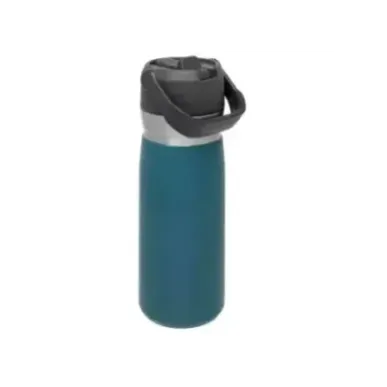 Stanley Iceflow Flip Straw Water .65L 22oz - Water Bottle