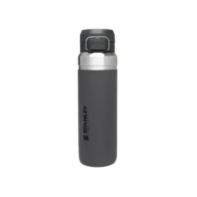 Stanley Quick Flip Water .7L 24oz - Water Bottle