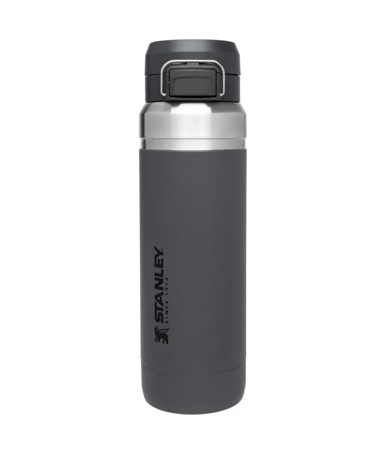Stanley Quick Flip Water .7L 24oz - Water Bottle