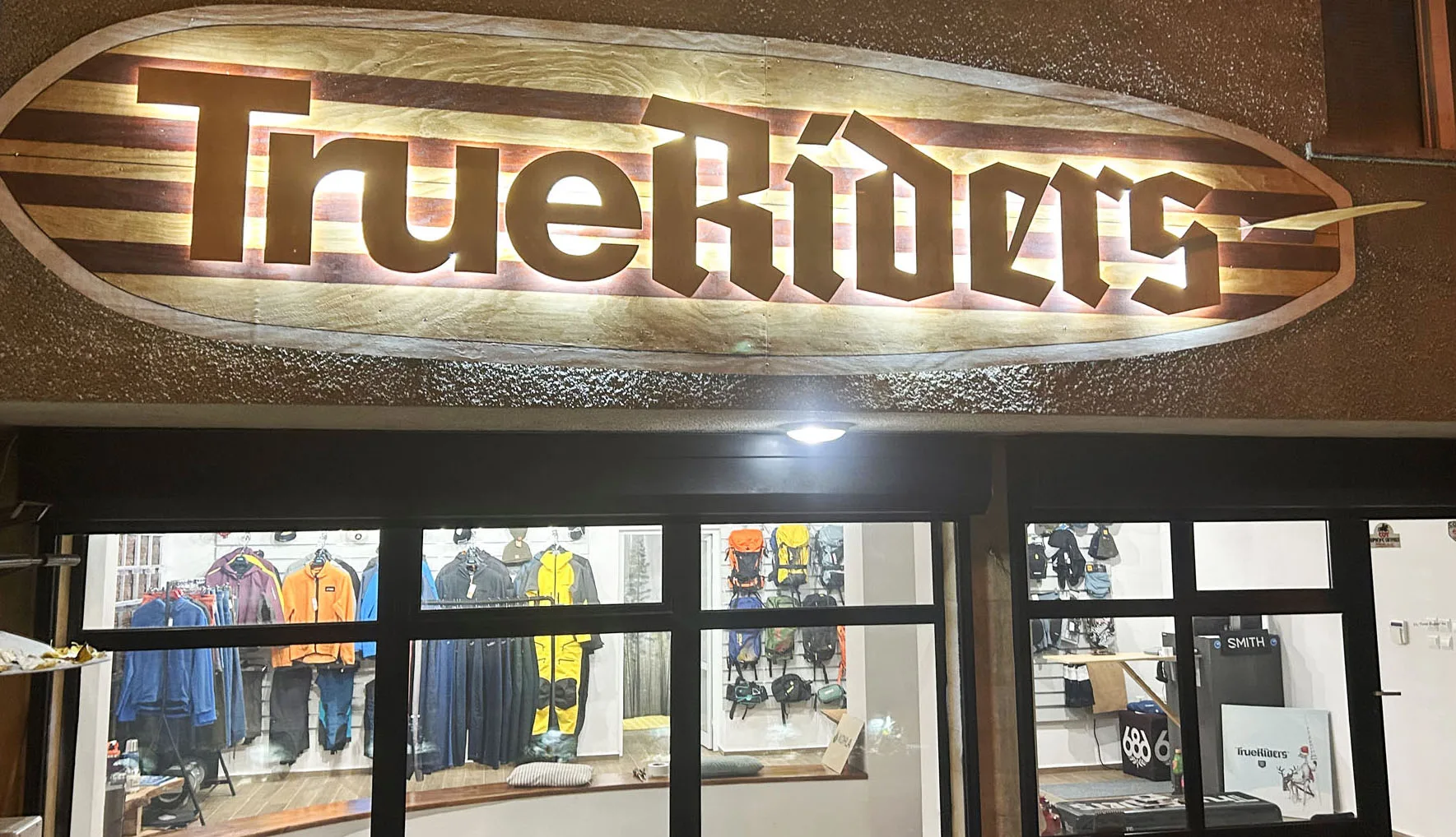 SHOP TRUE RIDERS