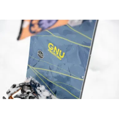 GNU Frosting 143 - Snowboard