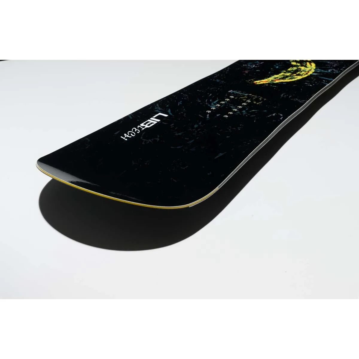 Lib Tech Skate Banana - носът в профил, рокърът се вижда