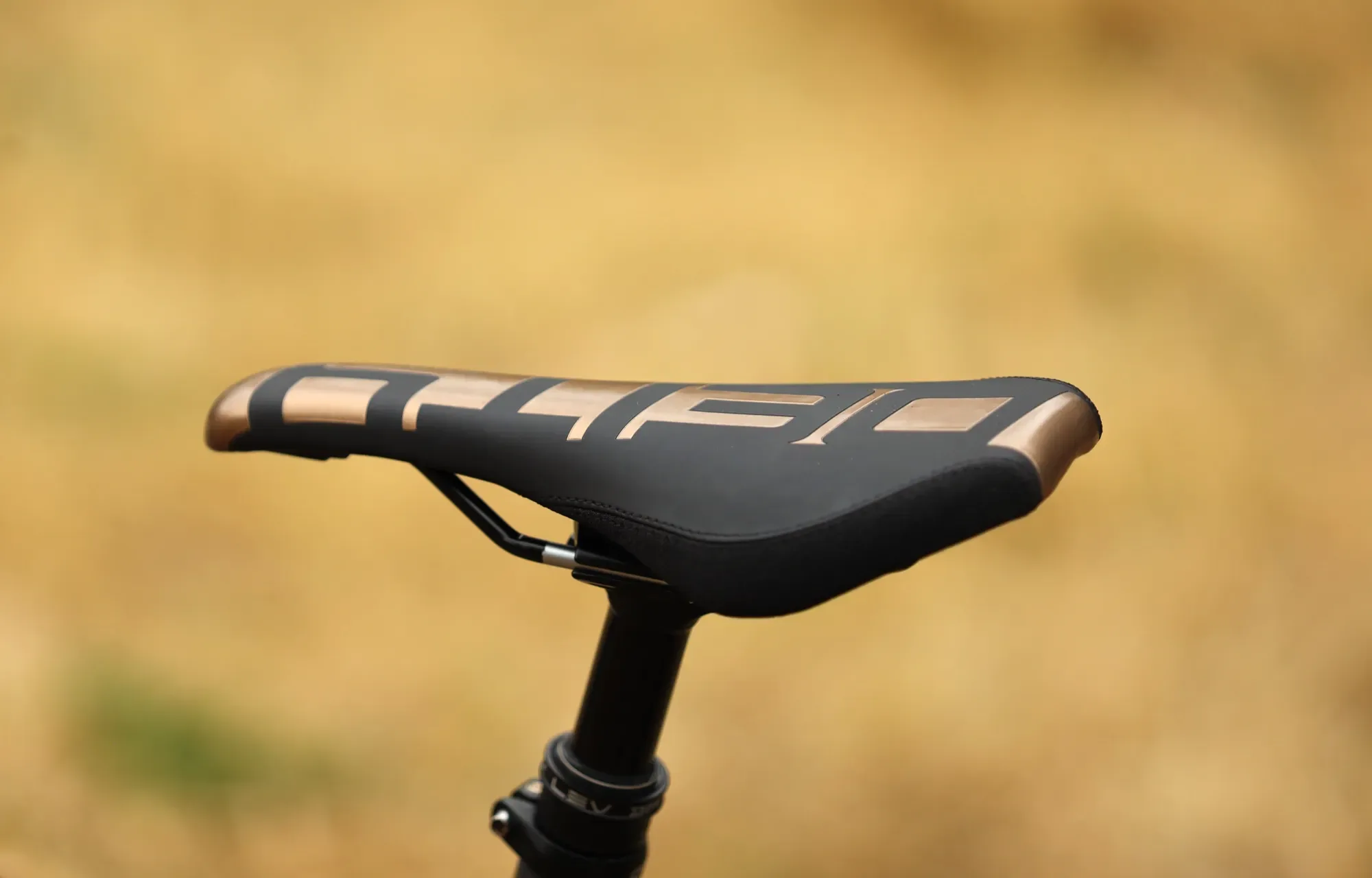 DEITY Speedtrap седалка върху KS LEV dropper